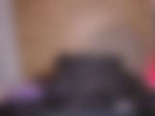Live cam show with Kiara-Lopez - Amateur MILF on live.xbliss.ai