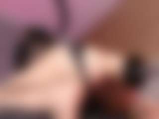 Live cam show with Kiara-Lopez - Ahegao on Camsoda