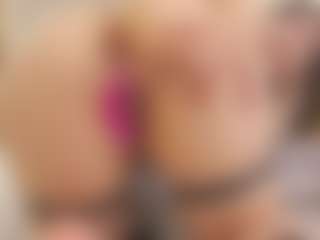 Live cam show with oliviarouge - Petite Teen (18+) on Dare Cams