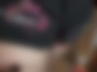 RoyalqueenB69's Live Sex Cam Show