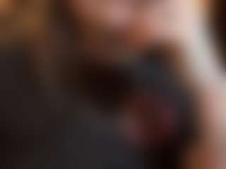 RoyalqueenB69's Live Sex Cam Show
