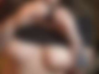 RoyalqueenB69's Live Sex Cam Show