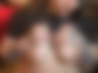 RoyalqueenB69's Live Sex Cam Show
