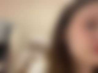 ErmaLasin's Live Sex Cam Show
