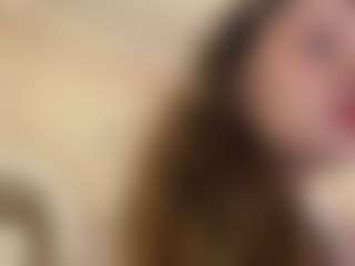 Live cam show with ErmaLasin - Athletic Young Adult on xxxlivecams.org
