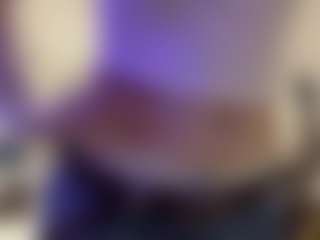 ErmaLasin's Live Sex Cam Show