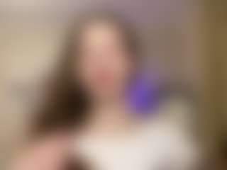 Live cam show with ErmaLasin - Cute on Milfs Live