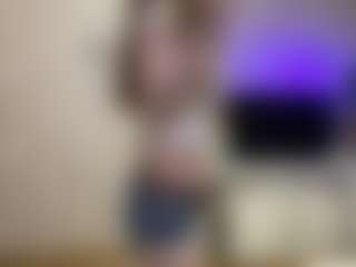 Live cam show with ErmaLasin - Mature Young Adult on xplaylive.com