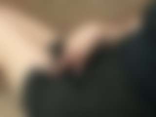 Live cam show with Annie - Skinny on SinfulBabes