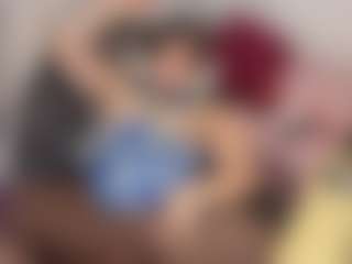 miabloom01's Live Sex Cam Show