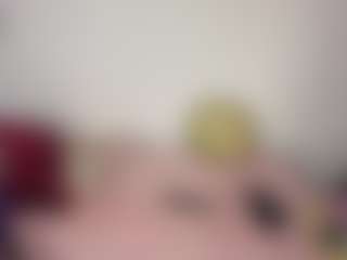 Miabloom01