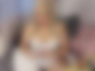 miabloom01's Live Sex Cam Show