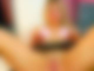 Live cam show with PammellaX - Curvy Toys on liverealitysex.com