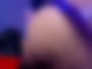 Live cam show with AnaSousa - Foot Fetish Curvy on Camsoda