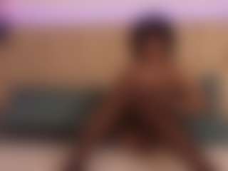klarissa-valouis's Live Sex Cam Show