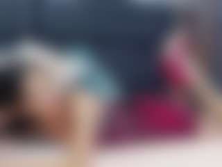 Live cam show with LarisaVeylora - Fingers on Camsoda