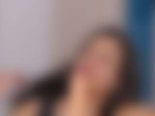 Live cam show with LarisaVeylora - New Petite on Camsoda