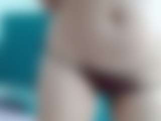 Live cam show with Lia-wish - Brown Hair on Fling VIP Chat