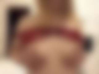 Lina's Live Sex Cam Show
