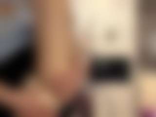 Lina's Live Sex Cam Show