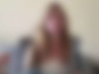 Live cam show with Elise - BBW Middle Aged on Camsoda