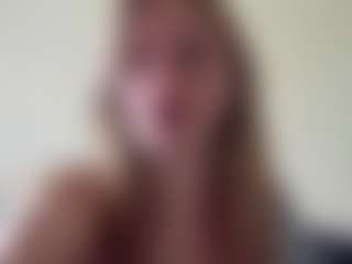 Elise's Live Sex Cam Show