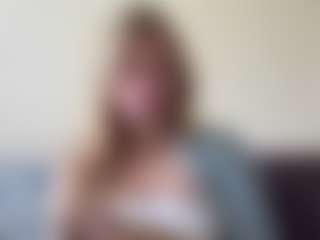 Elise's Live Sex Cam Show