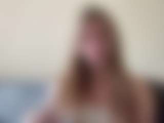 Live cam show with Elise - Latex on madthumbs