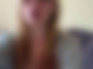 Live cam show with Elise - Arab Young Adult on Camsoda