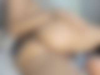 iamJuli's Live Sex Cam Show
