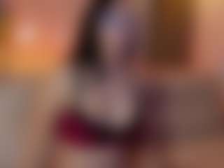 Live cam show with mikasweety - Brown Eyes MILF on Camsoda