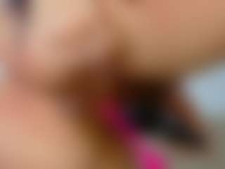 Live cam show with YourHairyOlive - Indian Twerk on xDating | united states