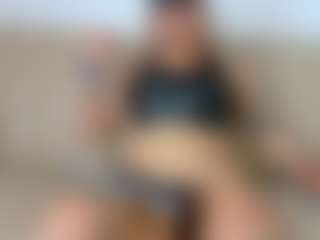 YourHairyOlive's Live Sex Cam Show