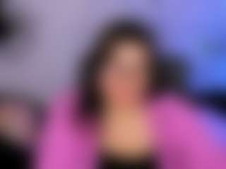 Live cam show with alma-lucky - Public Brown Hair on Cam Slut