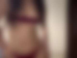 DelindaTua's Live Sex Cam Show