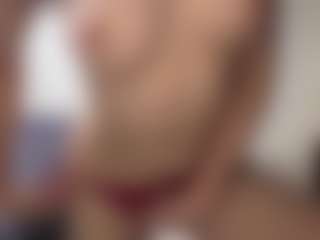 DelindaTua's Live Sex Cam Show
