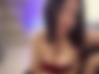 DelindaTua's Live Sex Cam Show