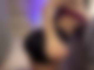 DelindaTua's Live Sex Cam Show