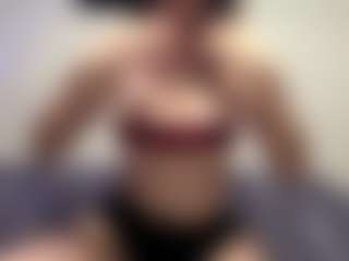 DelindaTua's Live Sex Cam Show