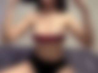 DelindaTua's Live Sex Cam Show