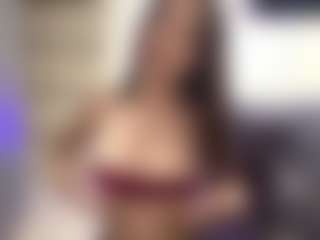 DelindaTua's Live Sex Cam Show