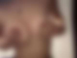DelindaTua's Live Sex Cam Show