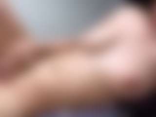 DelindaTua's Live Sex Cam Show