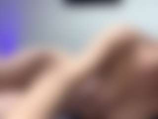 DelindaTua's Live Sex Cam Show