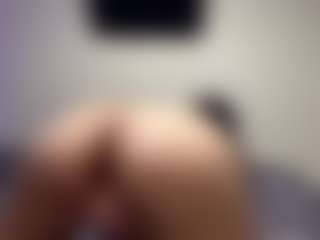 DelindaTua's Live Sex Cam Show