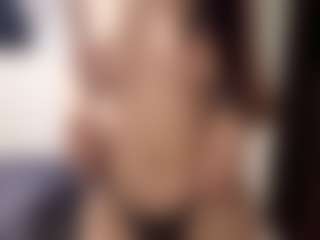 DelindaTua's Live Sex Cam Show