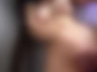 DelindaTua's Live Sex Cam Show