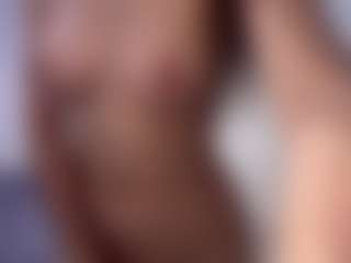 DelindaTua's Live Sex Cam Show