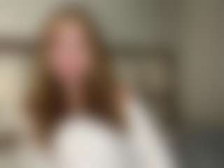 Live cam show with LoiseGismondi - New Shaved Pussy on Cam Slut
