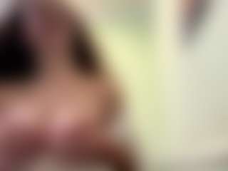 Live-camshow met RhebaLubawy - Striptease Granny op Camsoda